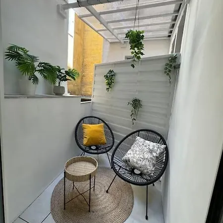 New Downtown With Hydromassage Shower, Terrace & Ac