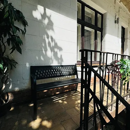 New Downtown With Hydromassage Shower, Terrace & Ac Apartment Budapest